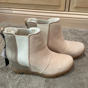 Sorel Joan Of Artic Wedge II Chelsea Lux Natural Tan Booties Size 7.5 Leather